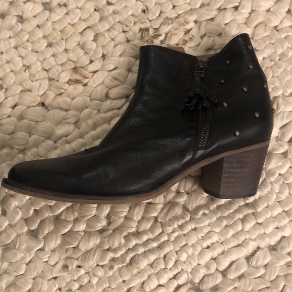 Eric Michael Leather Block Wood Heel Studded Boots Size EU 41 - Picture 9 of 16